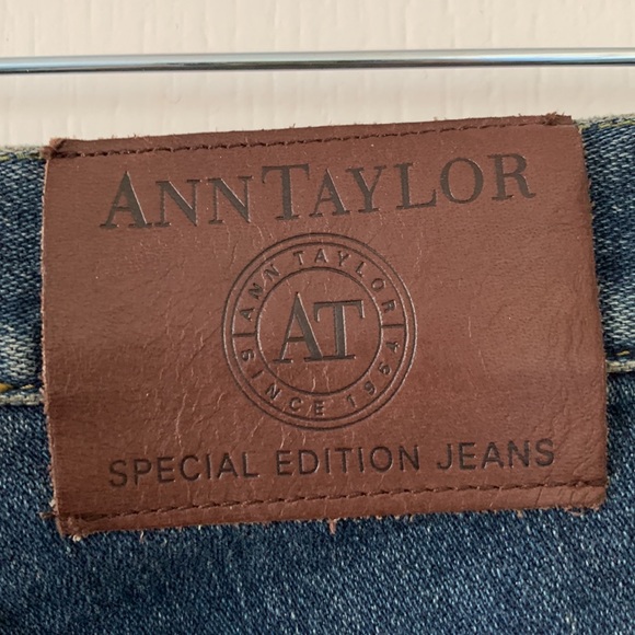 ANN TAYLOR Vintage Bootcut Button Fly Special Edition Jeans Size 6P - Picture 16 of 16